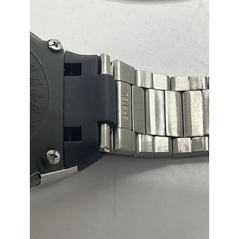 Casio Illuminator Watch Wave Ceptor Silver Digital 25 Time Zones 2583 WV-55H